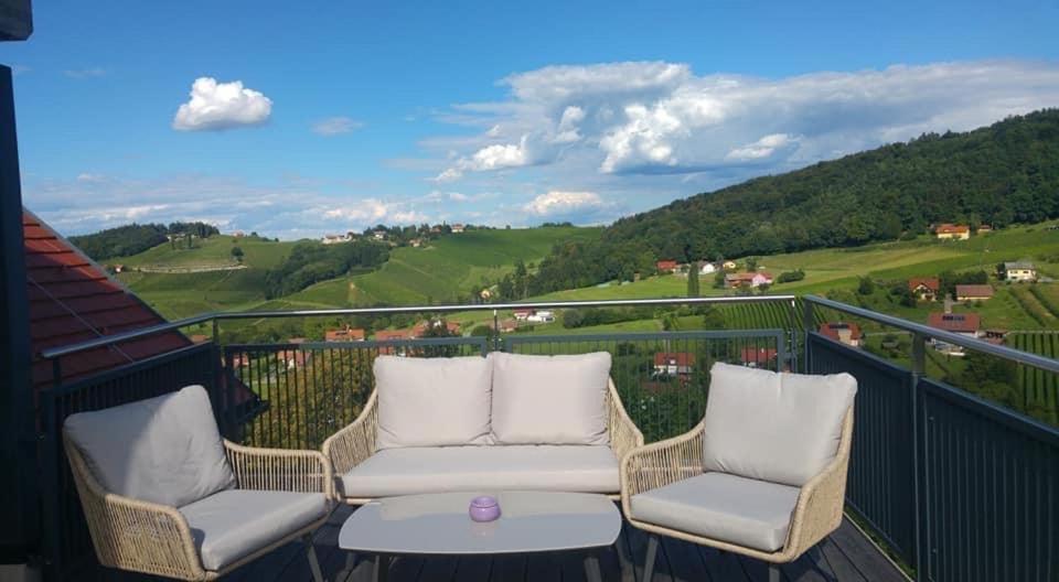 Zweytick Gaestezimmer Weingut Ratsch an der Weinstraße Eksteriør billede