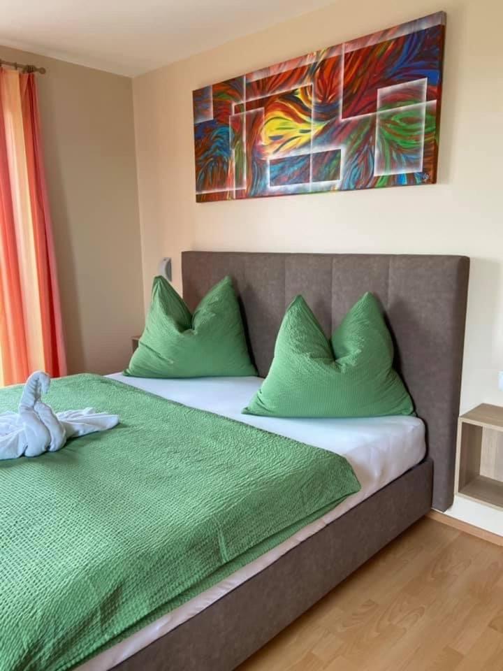 Zweytick Gaestezimmer Weingut Ratsch an der Weinstraße Eksteriør billede