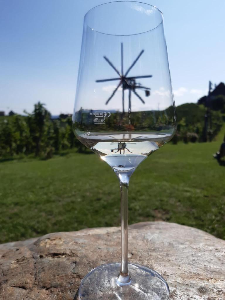 Zweytick Gaestezimmer Weingut Ratsch an der Weinstraße Eksteriør billede