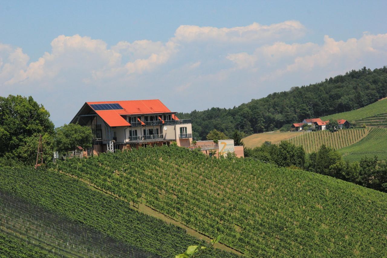 Zweytick Gaestezimmer Weingut Ratsch an der Weinstraße Eksteriør billede